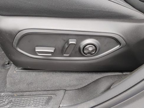 New 2026 Jeep Grand Cherokee Laredo image 23