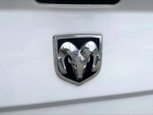 Used 2013 RAM 2500 Longhorn w/ Cold Weather Group AWD/4WD image 33