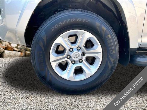 Used 2016 Toyota 4Runner SR5 Premium AWD/4WD image 8
