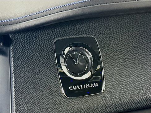 Used 2019 Rolls-Royce Cullinan AWD/4WD image 18