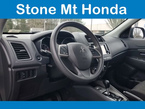 Used 2023 Mitsubishi Outlander Sport image 18