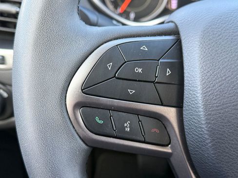 Used 2020 Jeep Cherokee Latitude Plus image 20