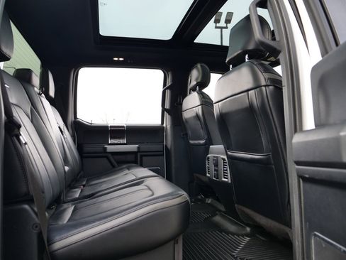 Used 2017 Ford F250 Platinum w/ Platinum Ultimate Package image 44