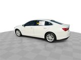 Certified 2018 Chevrolet Malibu LT image 6