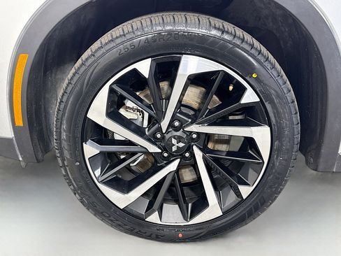 Used 2024 Mitsubishi Outlander SE FWD image 38