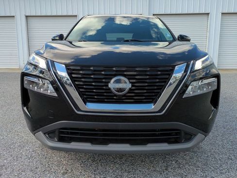 Certified 2023 Nissan Rogue SV image 9