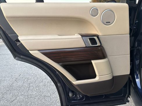 Used 2016 Land Rover Range Rover Supercharged image 27