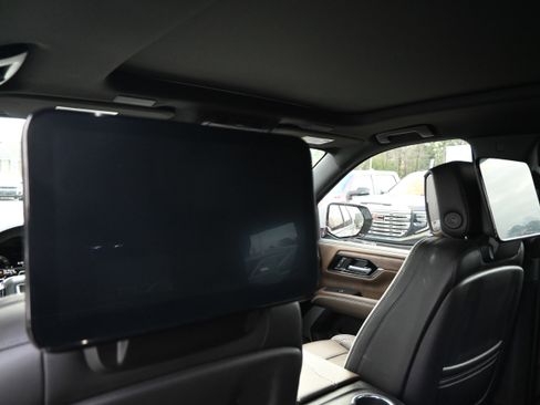 Used 2025 GMC Yukon Denali Ultimate image 6