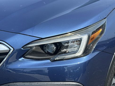 Used 2021 Subaru Outback Premium w/ Popular Package #1 AWD/4WD image 11
