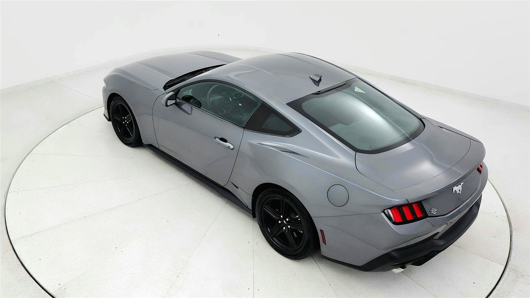 Used 2026 Ford Mustang Premium RWD image 15