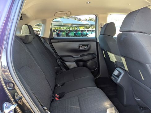 Used 2025 Honda HR-V LX image 25