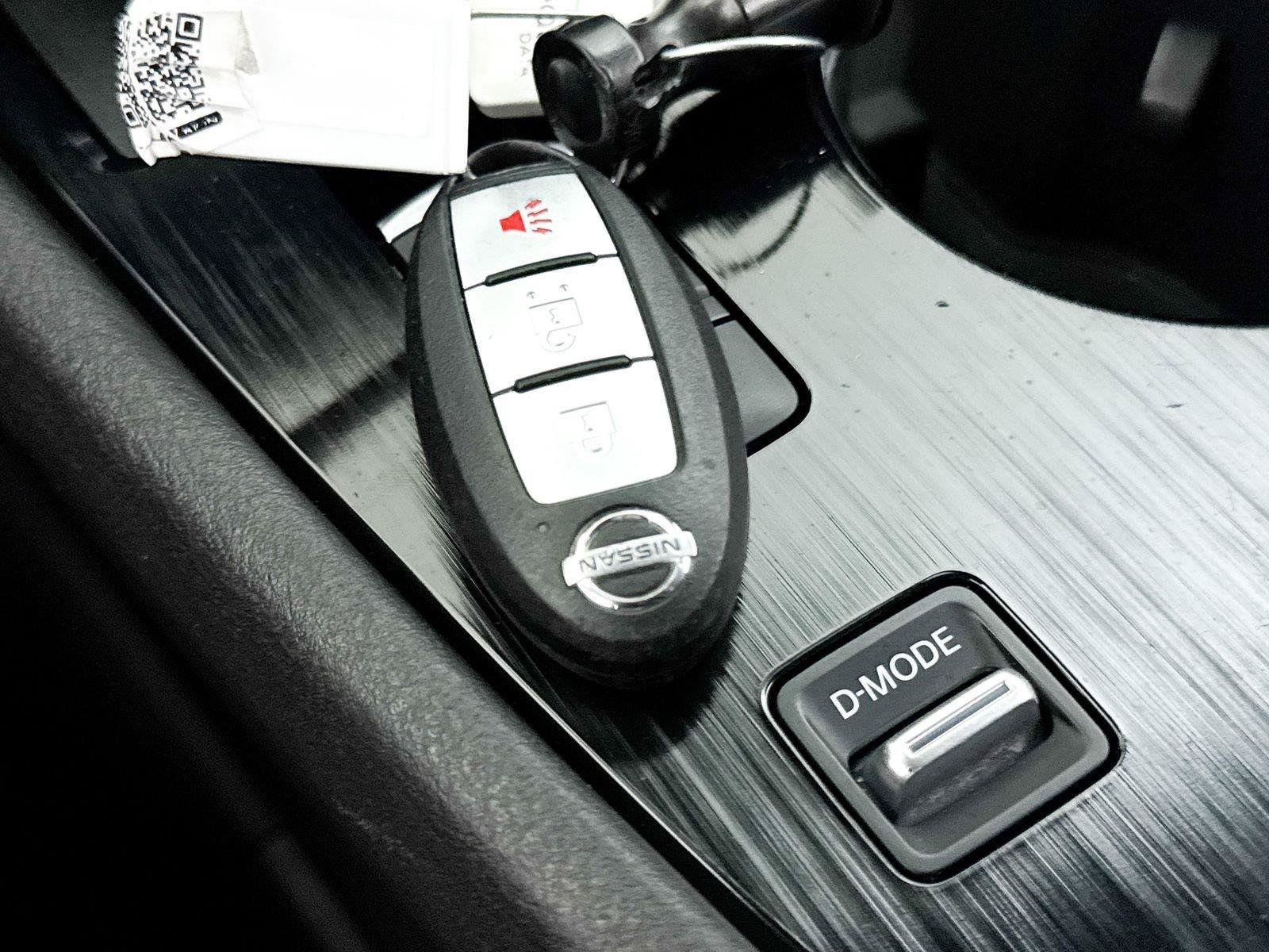 Used 2021 Nissan Rogue S FWD image 36