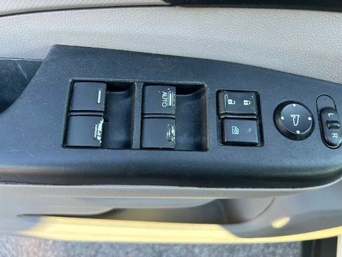 Used 2014 Honda CR-V LX image 21
