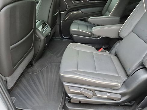 Certified 2024 Cadillac Escalade Sport w/ LPO, ONYX Package AWD/4WD image 20