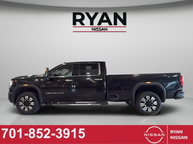 Used 2024 GMC Sierra 2500 Denali w/ Technology Package AWD/4WD image 7