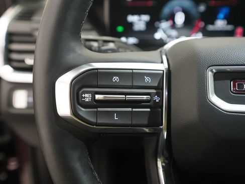 Used 2024 GMC Acadia Elevation FWD image 19