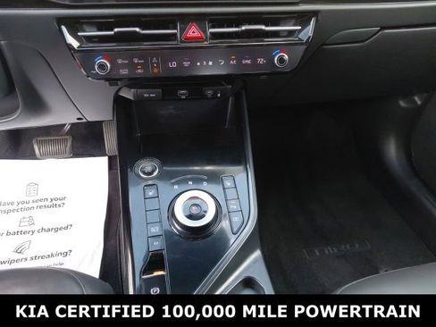 Certified 2023 Kia Niro EX FWD image 13
