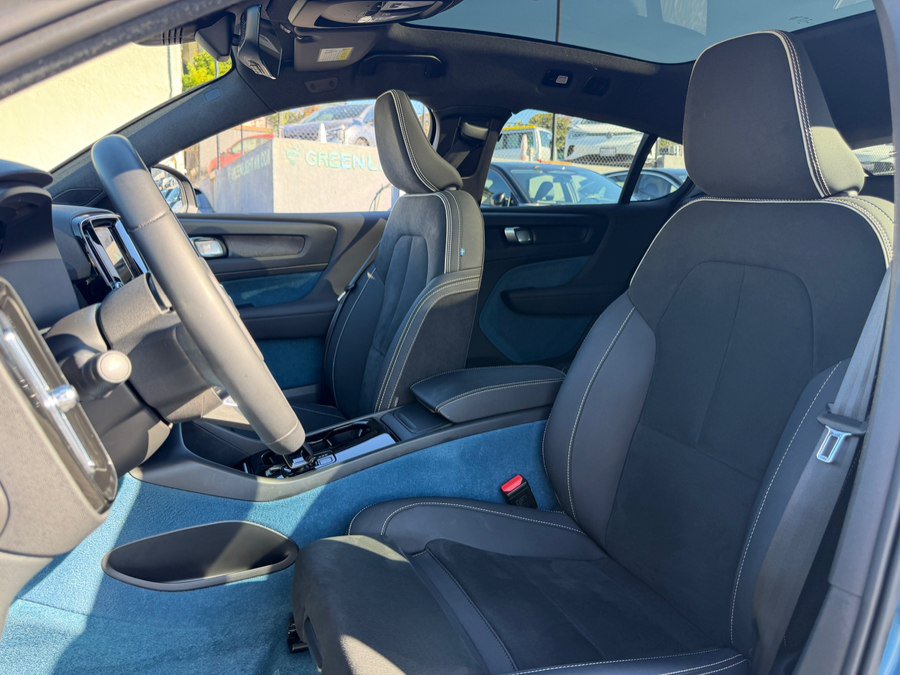 Used 2023 Volvo C40 P8 Recharge Plus AWD/4WD image 18