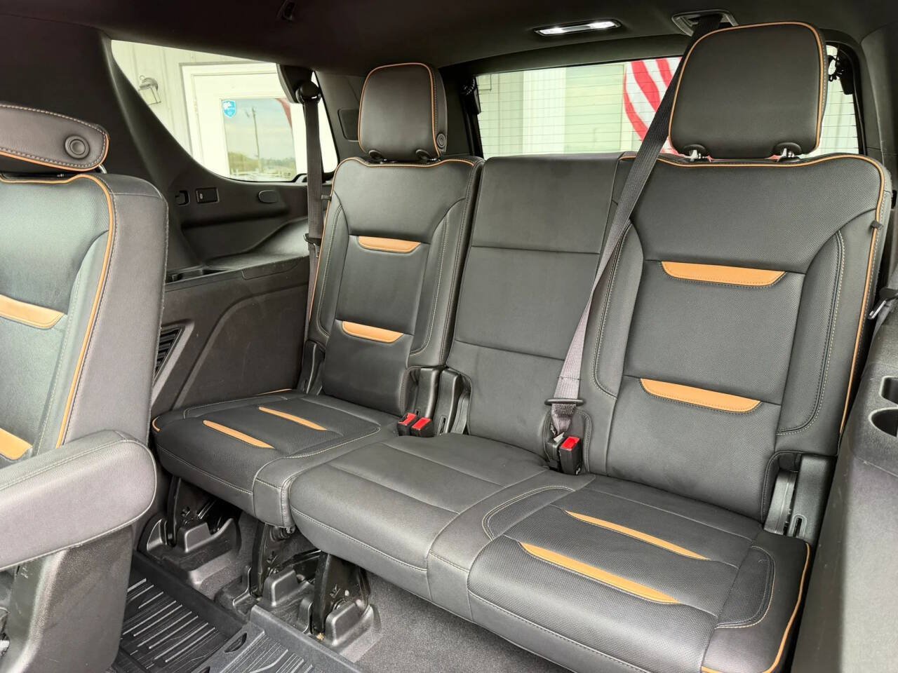 Used 2021 GMC Yukon AT4 w/ AT4 Premium Plus Package AWD/4WD image 30