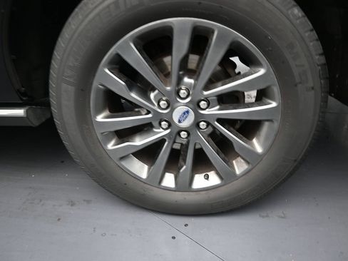 Used 2021 Ford Expedition Max Limited AWD/4WD image 10