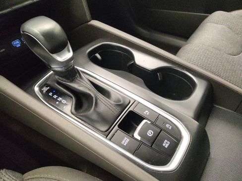 Used 2019 Hyundai Santa Fe SEL FWD image 26