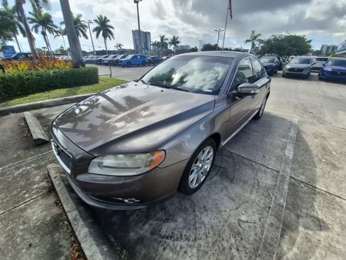 Used 2010 Volvo S80 3.2 FWD image 1