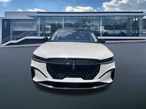 New 2026 Lincoln Nautilus Reserve w/ Jet Appearance Package AWD/4WD image 2