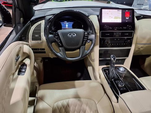 Used 2023 INFINITI QX80 Sensory w/ All-Season Package image 8