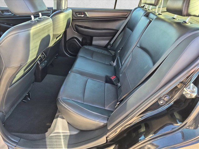 Used 2017 Subaru Legacy 3.6R Limited AWD/4WD image 19