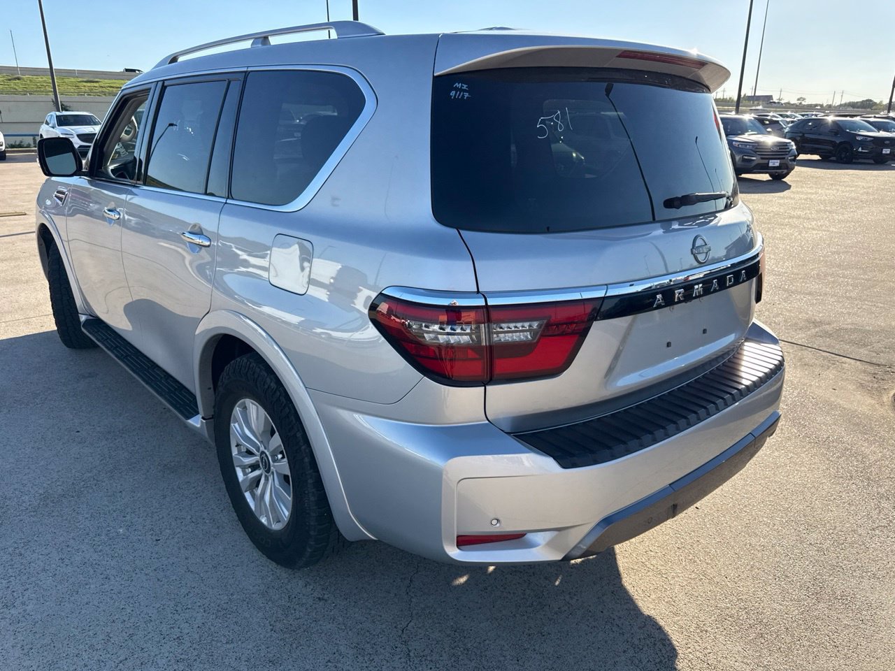 Used 2024 Nissan Armada SV RWD image 8