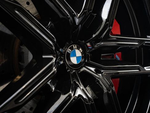 Used 2022 BMW M8 Competition w/ M Carbon Exterior Package image 9