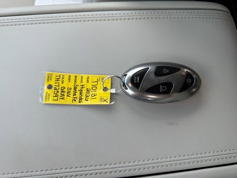 Used 2026 Hyundai Santa Fe SEL AWD/4WD image 27