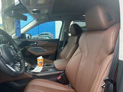 Used 2025 Acura MDX w/ Technology Package image 6