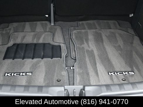 Used 2024 Nissan Kicks S FWD image 11