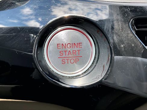 Used 2024 Acura MDX SH-AWD w/ Technology Package image 34