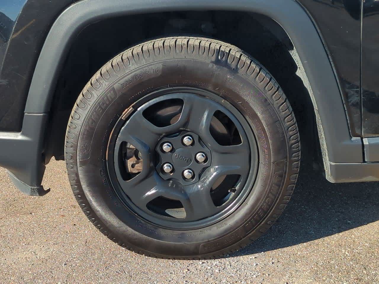 Used 2018 Jeep Compass Sport FWD image 13