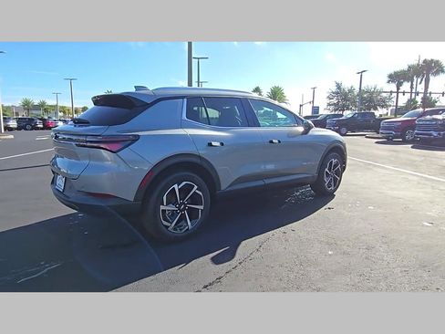 New 2026 Chevrolet Equinox EV LT image 21