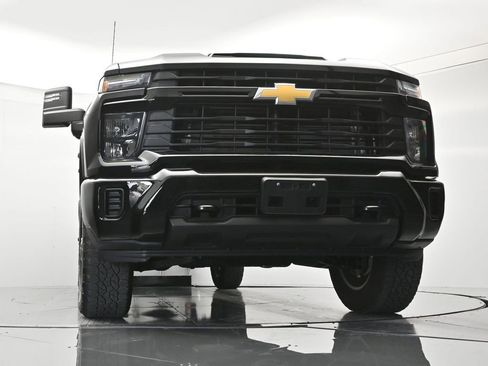 Used 2024 Chevrolet Silverado 2500 Custom w/ Custom Value Package AWD/4WD image 36