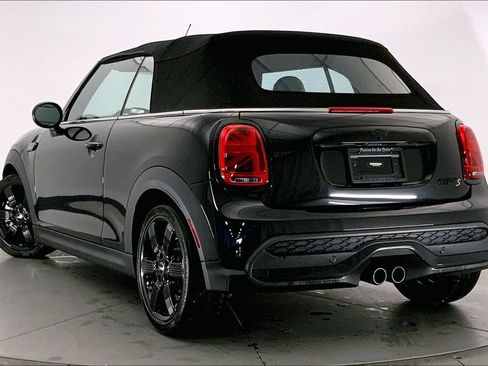 Used 2023 MINI Cooper S w/ Signature Upholstery Package FWD image 10