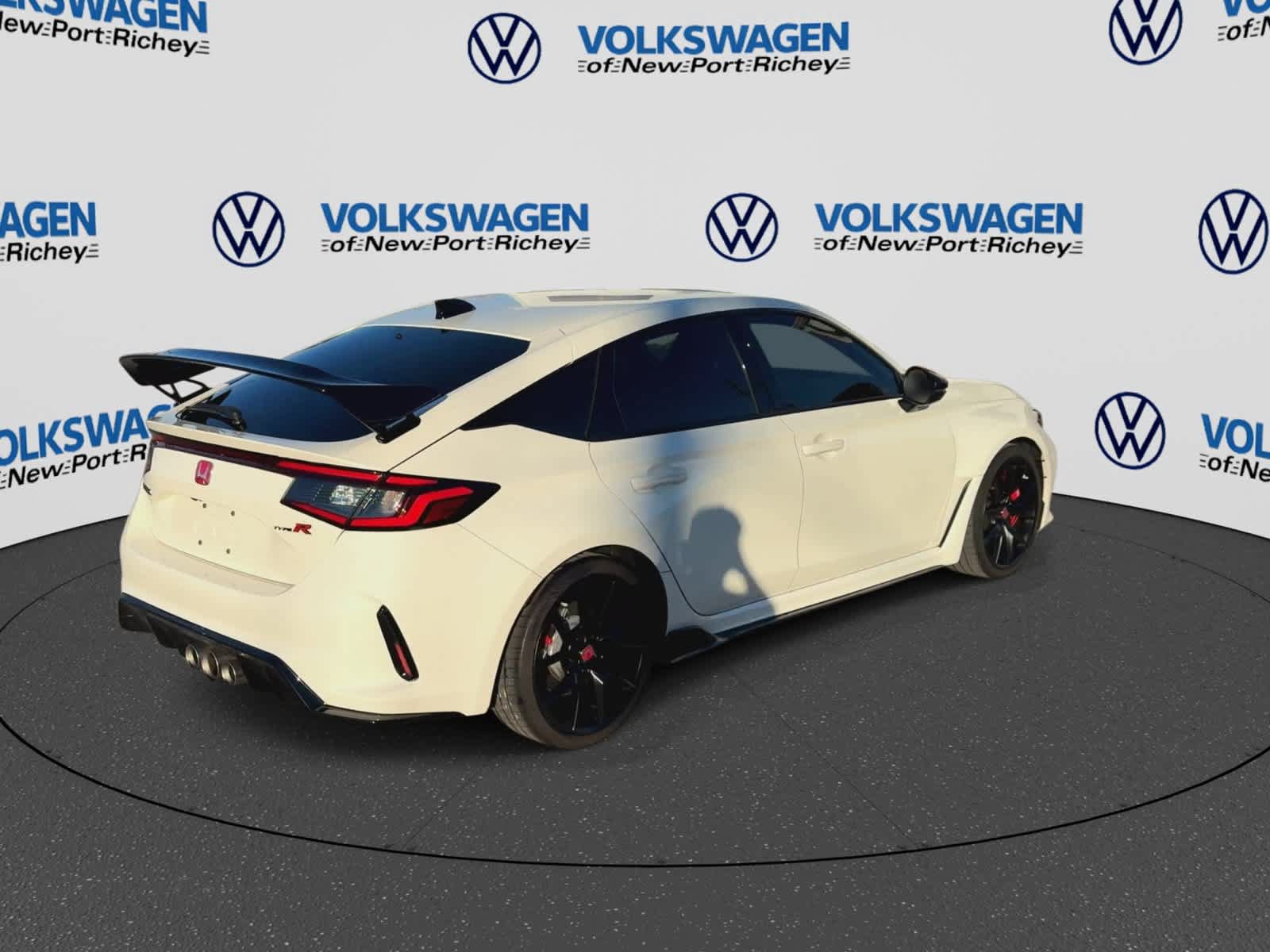 Used 2024 Honda Civic Type R image 8
