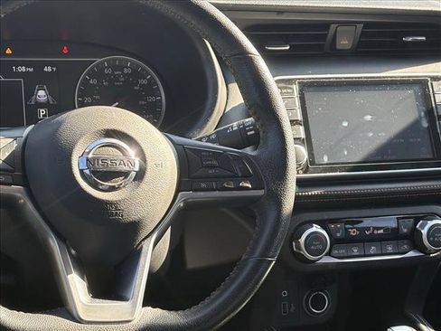 Used 2020 Nissan Kicks SR w/ SR Premium Package image 12