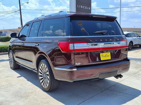 Used 2018 Lincoln Navigator Reserve w/ Technology Package AWD/4WD image 7