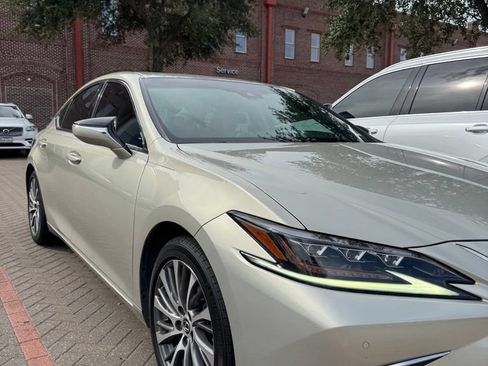 Used 2020 Lexus ES 350 w/ Accessory Package 2 FWD image 1