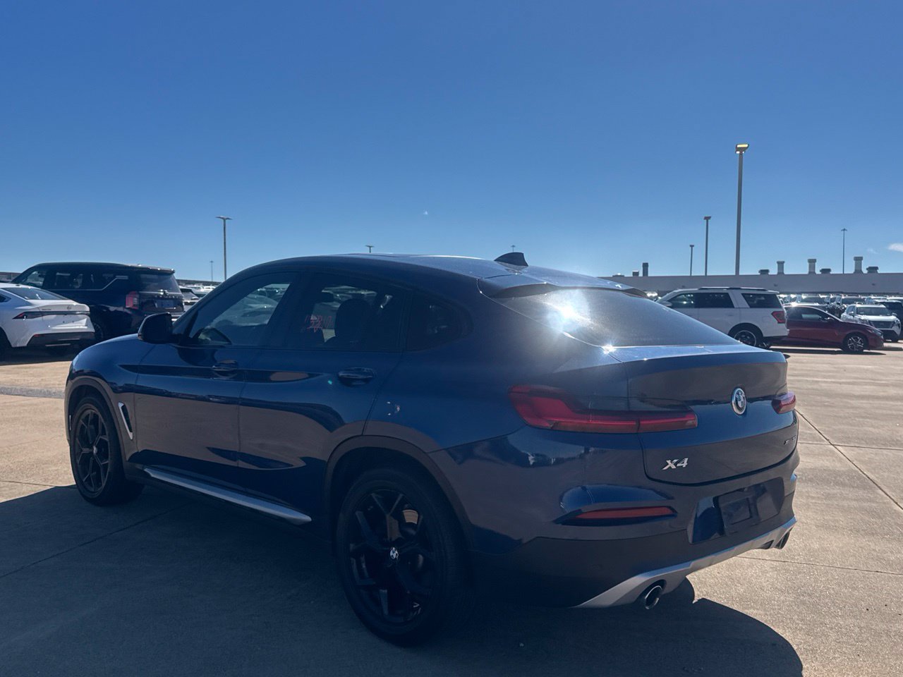 Used 2021 BMW X4 xDrive30i AWD/4WD image 16