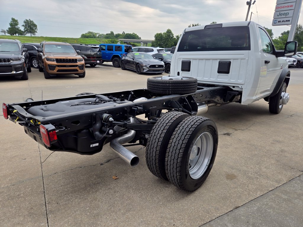 New 2026 RAM 5500 Tradesman w/ Chrome Appearance Group AWD/4WD image 11