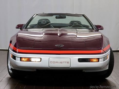Used 1995 Chevrolet Corvette Convertible RWD image 9
