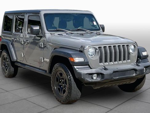 Used 2018 Jeep Wrangler Unlimited Sport AWD/4WD image 3