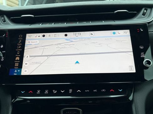 New 2026 Jeep Grand Cherokee Altitude RWD image 21