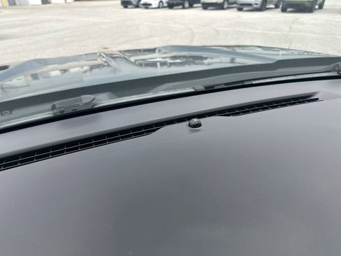 Used 2018 Chevrolet Silverado 1500 LT w/ All Star Edition image 12