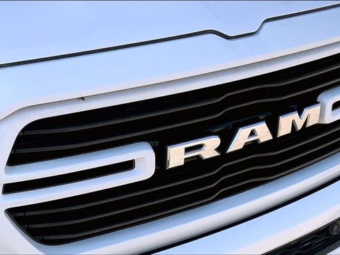 Used 2021 RAM 1500 Big Horn AWD/4WD image 32